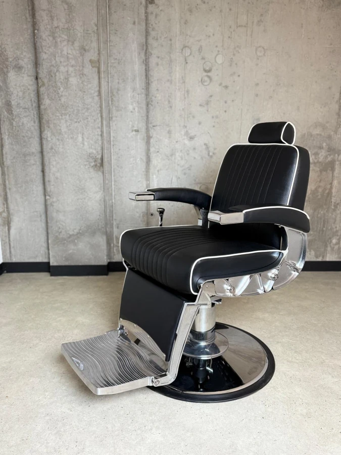 Fotel barberski Gentleman sesja 1.jpg