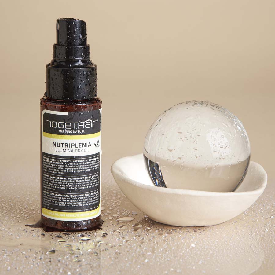 Zdjęcie olejku do włosów