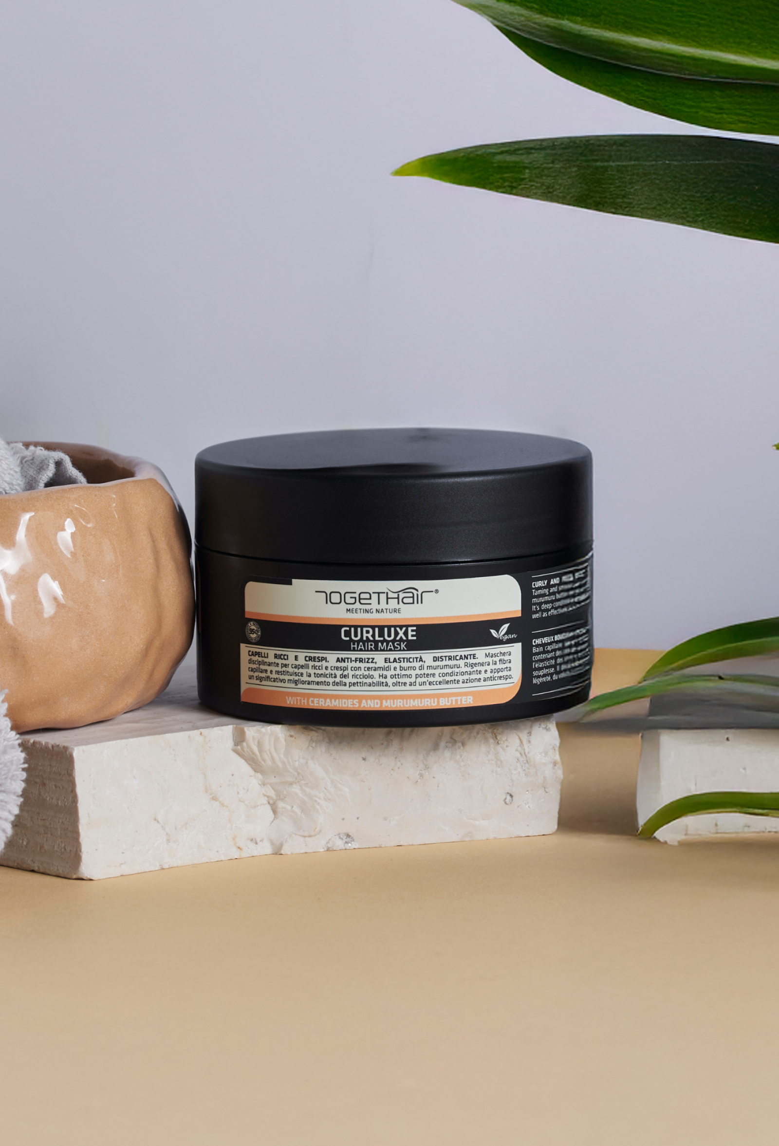 Togethair Curluxe Maska do włosów kręconych 250 ml z masłem murumuru i ceramidami