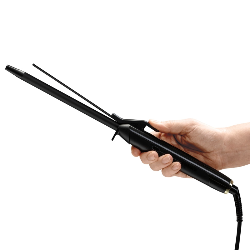 Babyliss PRO lokówka Curling TONG 13 mm trzymana w dłoni podczas stylizacji