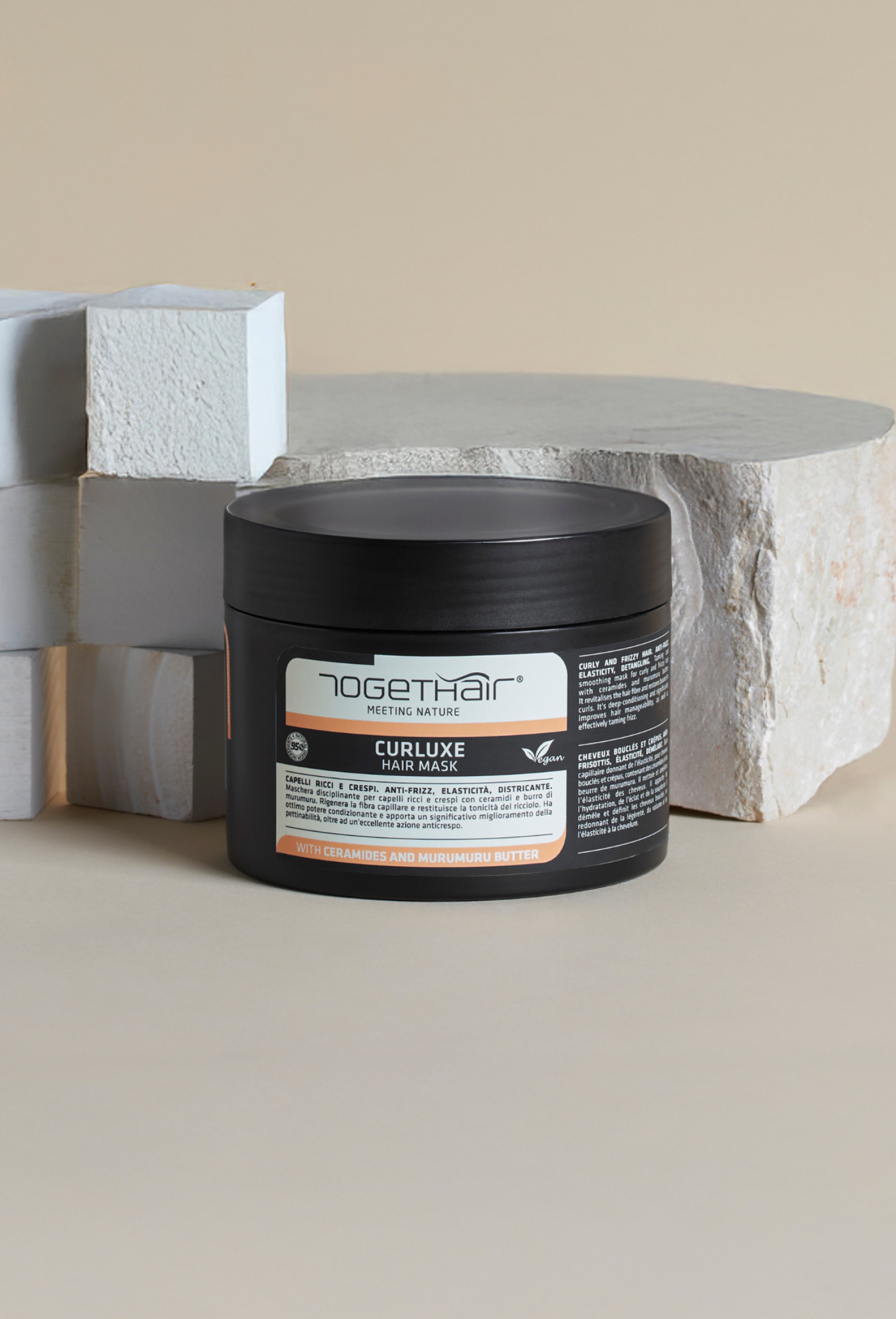 Togethair Curluxe Maska do włosów kręconych 500 ml z masłem murumuru i ceramidami