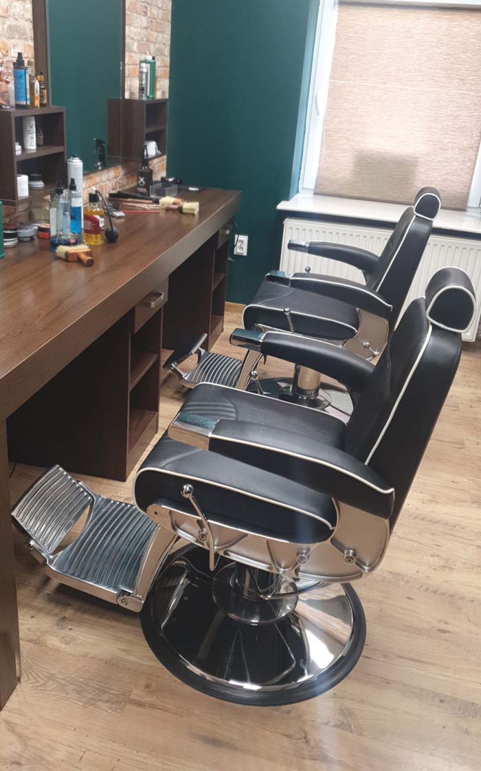 Salon BarberJan Kielce – fotele barberskie James